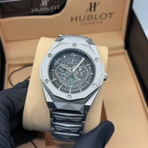 hublot-diamond-cut-black-dial