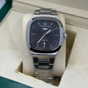 success-way-silver-with-black-dial-day-date